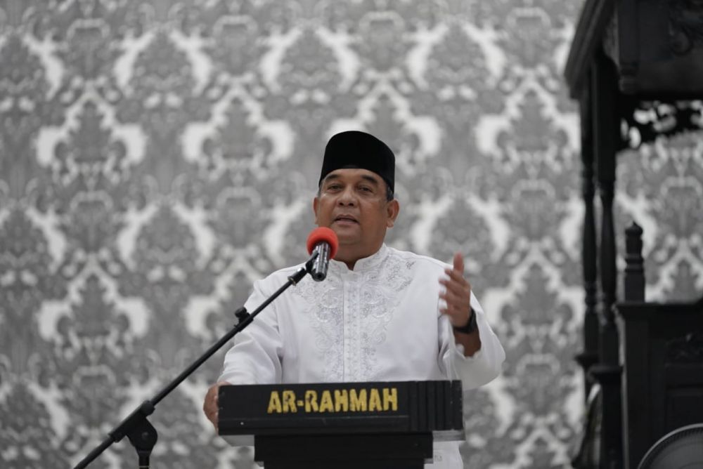 Apresiasi Kompak Masyarakat Bangun Masjid, Wagubri Tetap Ingatkan Bayar Zakat