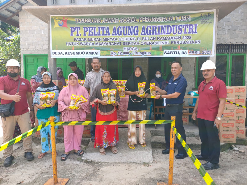 Tebar Kasih Dibulan Puasa, PT Pelita Agung Agrindustri Gelar Pasar Murah