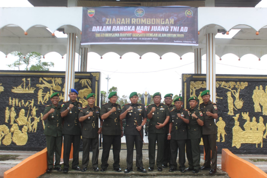 Hari Juang TNI AD, Kodim 0314/Inhil Laksanakan Ziarah Rombongan ke Makam Pahlawan Tembilahan