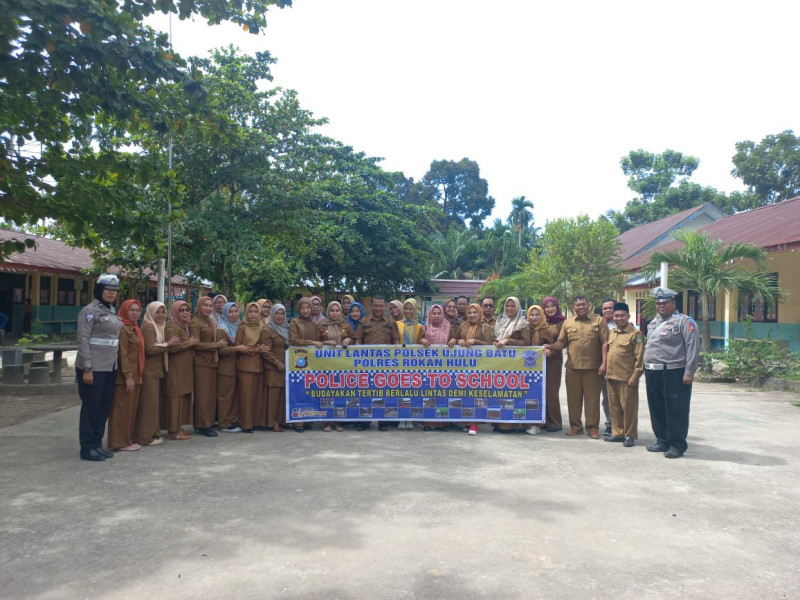 Satlantas Polres Rohul Berikan Edukasi Tertib Lalu Lintas dan Ajak Ciptakan Pilkada Damai