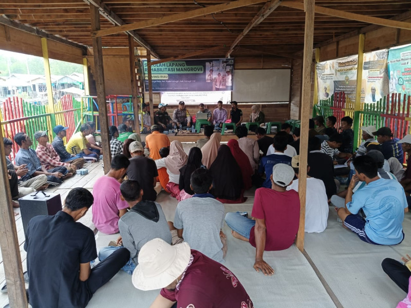 Cooling System, Bhabinkamtibmas Sungai Bela Ajak Kelompok Tani Jaga Kamtibmas dan Sukseskan Pilkada