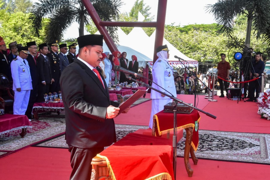 Ketua DPRD Bengkalis, Septian Nugraha Menggaungkan Detik - Detik Proklamasi Dalam Peringatan HUT RI ke -80