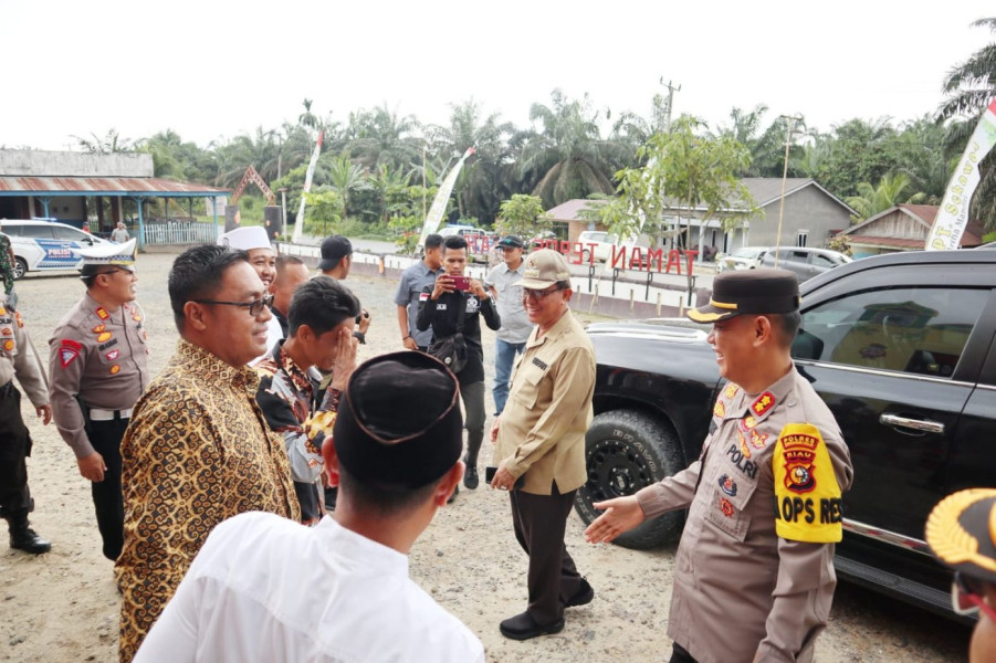 Bupati Inhil Didampingi Kapolres Tinjau Posko Terpadu Operasi Ketupat Lancang Kuning Persiapan Arus Mudik