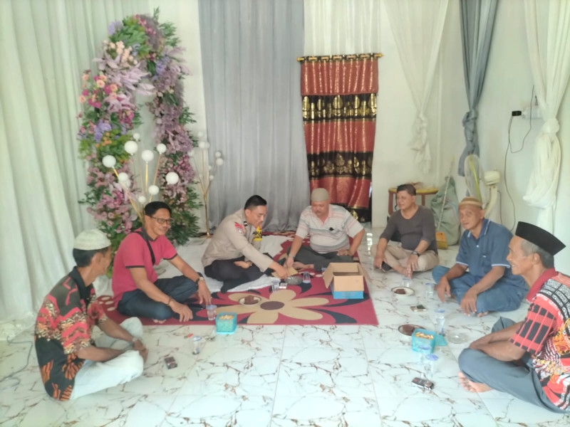 Bhabinkamtibmas Suhada Gencar Berikan Himbauan Kamtibmas dan Pilkada Damai