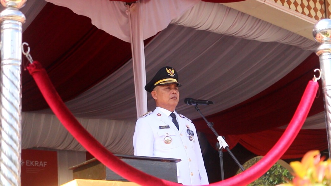 Bupati Herman Maknai HUT RI jadi Penyemangat Membangun Negeri
