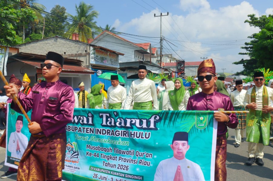 1.300 Kafilah Inhu Dominasi Pawai Taruf MTQ Riau Ke-44