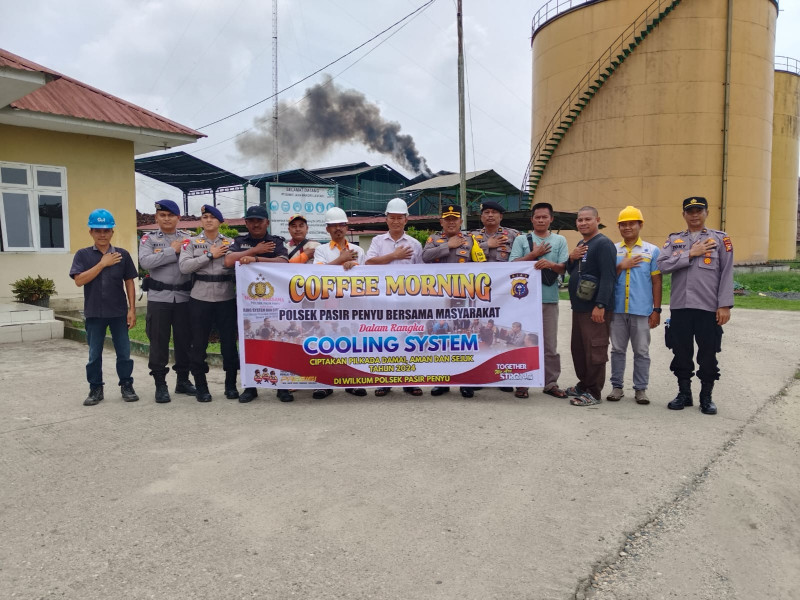 Coffee Morning Bersama Buruh, Kapolsek Pasir Penyu Ajak Ciptakan Susana Sejuk Saat Pilkada