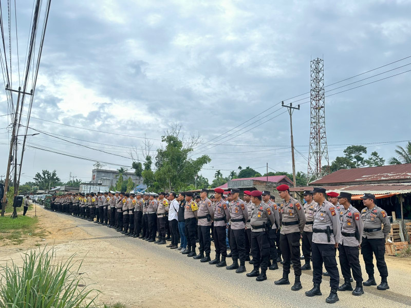 Kapolres Inhu Pimpin Pengamanan Rapat Pleno Tingkat Kabupaten