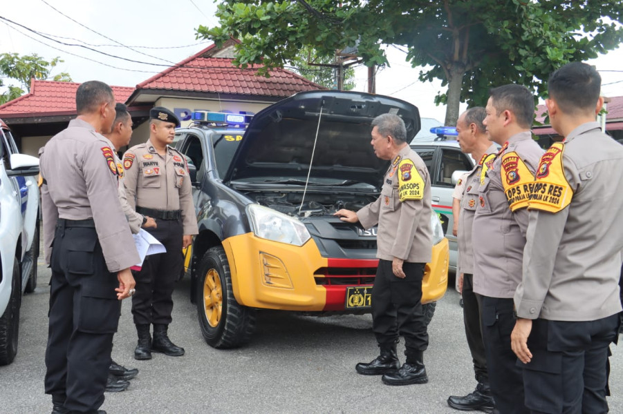 Irwasda Polda Riau Lakukan Pengecekan Kesiapsiagaan Polres Pelalawan Jelang Pencoblosan Pilkada 2024