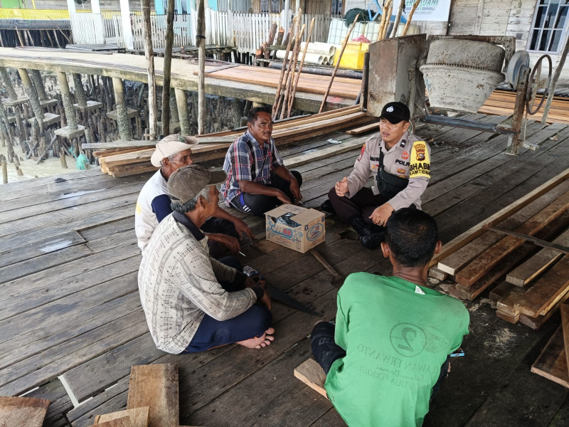 Cooling System, Bhabinkamtibmas Sungai Bela Ajak Wujudkan Pilkada Dengan Aman