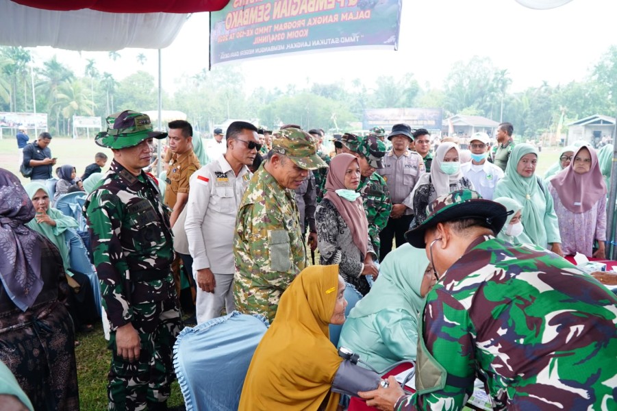Sukseskan TMMD ke-130, Kodim 0314/Inhil Sediakan Pengobatan Gratis untuk Warga