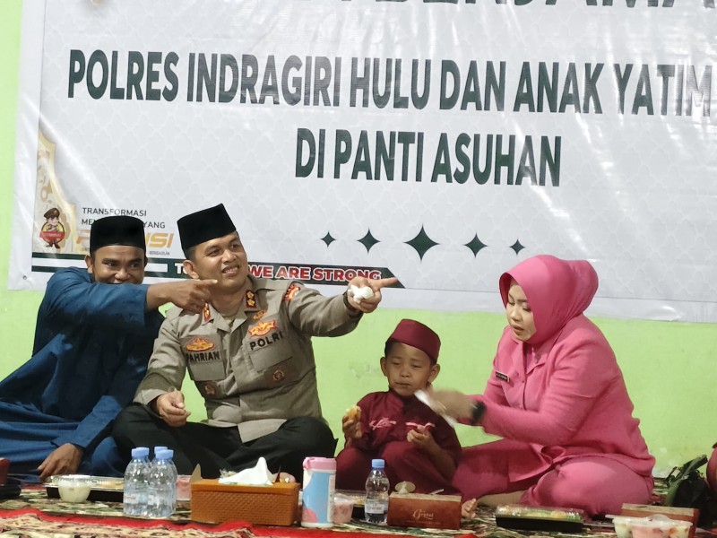 Bikin Haru, Kisah AKBP Fahrian Dua Jam Bersama Anak Yatim Piatu