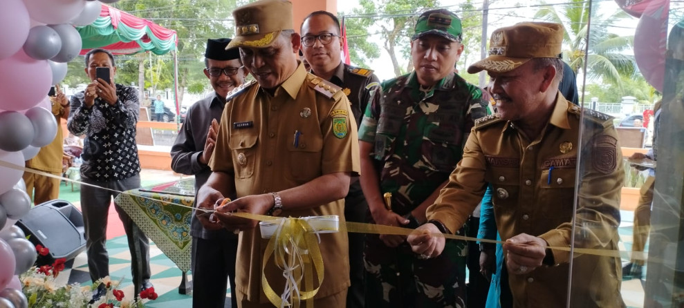 Dandim 0314/Inhil Hadiri Peresmian Kantor Camat Tembilahan