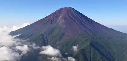 Pertama Kali Terjadi dalam 130 Tahun, Gunung Fuji Kehilangan Lapisan Saljunya