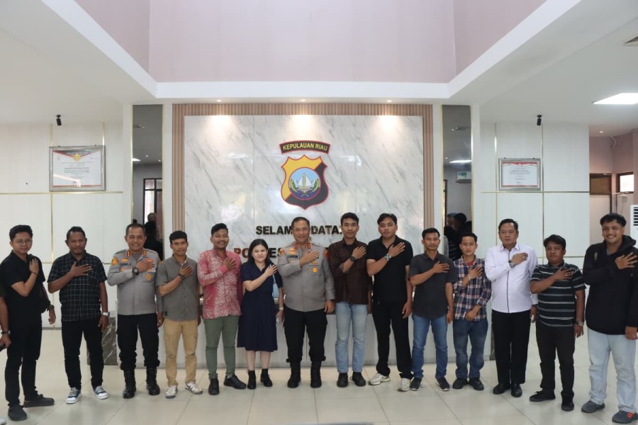 Kapolda Kepri Audensi Bersma Organisasi Mahaiswa di Batam.