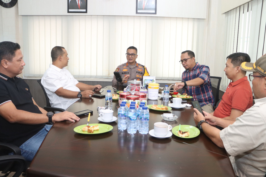 Polres Inhil Gelar 'Ngopi', Ngobrol Pilkada Untuk Ciptakan Situasi Aman dan Kondusif di Inhil