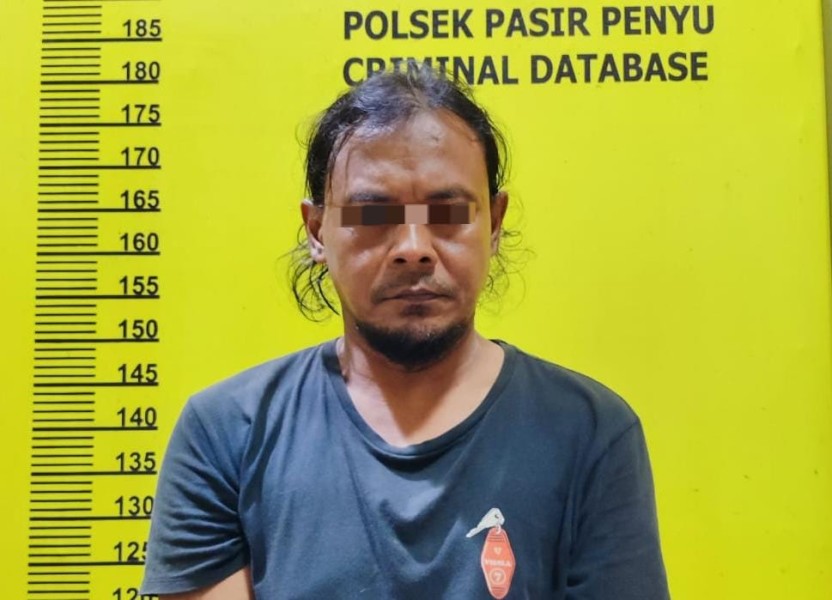 Simpan Tujuh Bungkus Sabu dalam Kantong Hitam, Adi Asil Diamankan Polisi