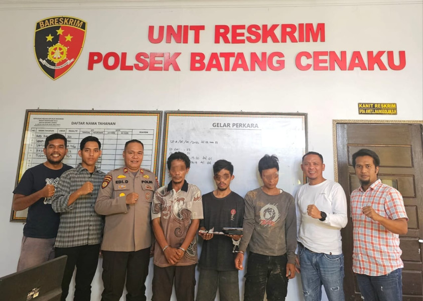 Polsek Batang Cenaku Tangkap Tiga Pria Diduga Pengedar Narkoba Jenis Sabu