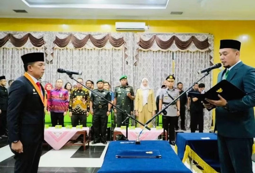 Zulfahmi Adrian Dilantik sebagai Sekda Inhu
