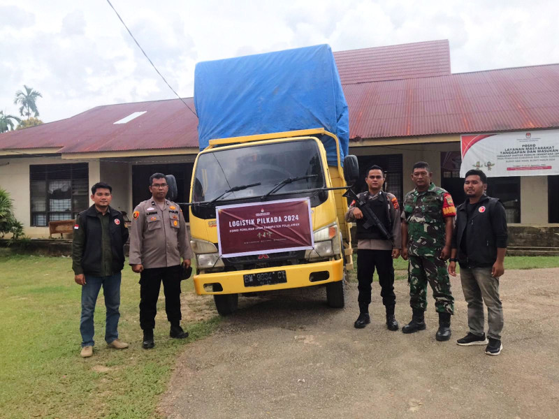 Pastikan Logistik Pilkada 2024 sampai ke PPK Dalam Keadaan Aman Polri lakukan Penjagaan dan Pengawalan Ketat