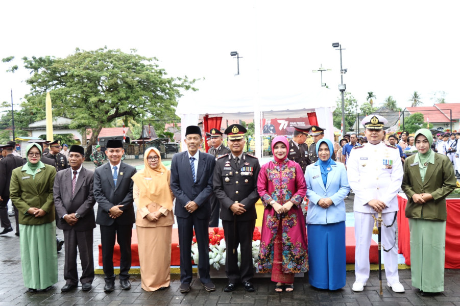 Peringati Hari Bhayangkara Ke-77  Polres Lingga Melaksanakan Upacara dan Syukuran.