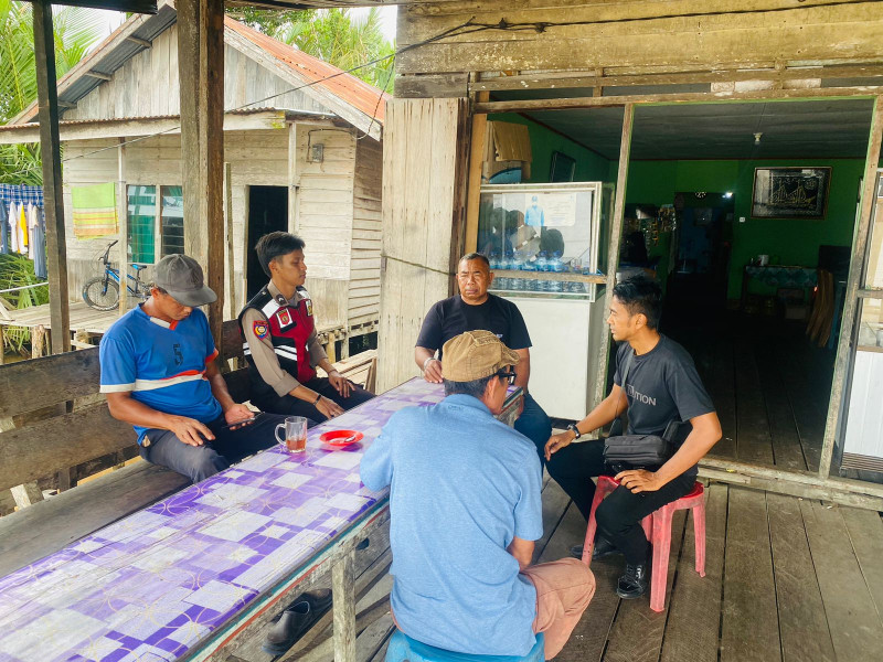 Hari Minggu, Personel Polsek Kuindra Tetap Gencar Laksanakan Cooling System dan Himbauan Pemilu Damai