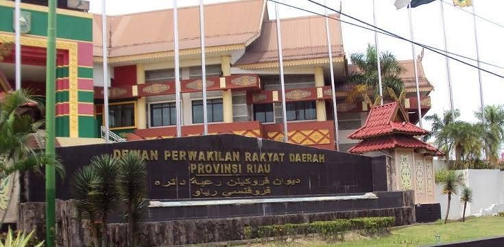 Paripurna Usulan Pimpinan DPRD Riau Digesa