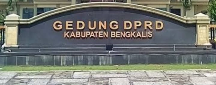 Pengamat Sarankan Kisruh DPRD Bengkalis Diselesaikan Seperti Kisruh DPRD Kota Pekanbaru