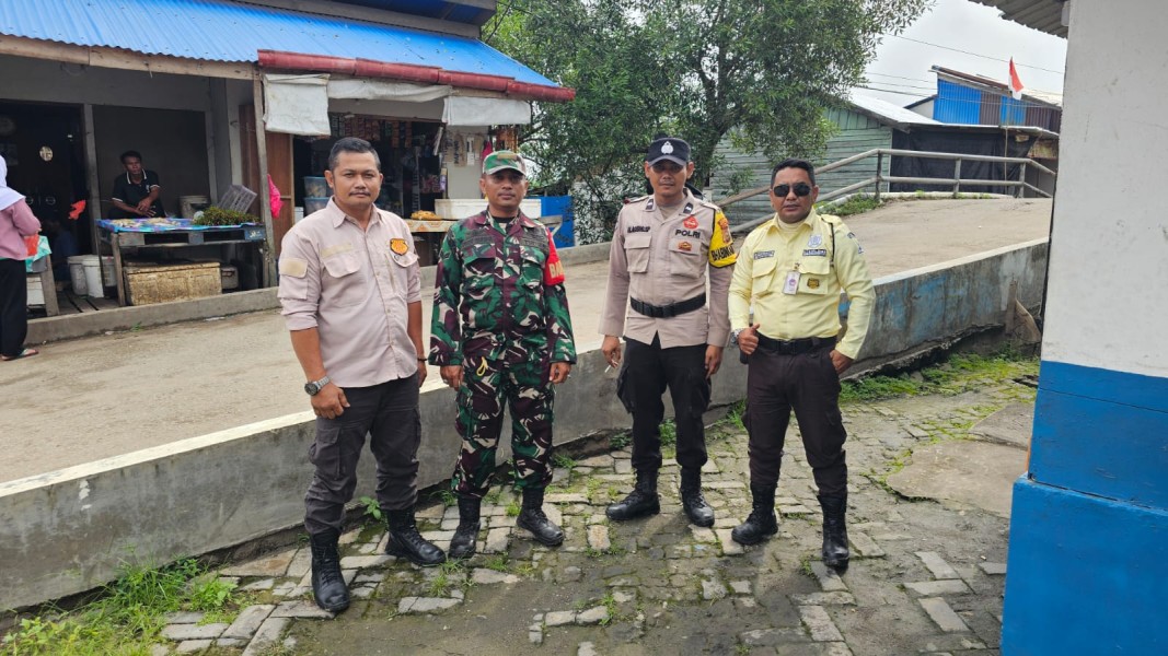 Babinsa Koramil 06/Kateman dan Polsek Kateman Bersinergi Jaga Keamanan Objek Vital