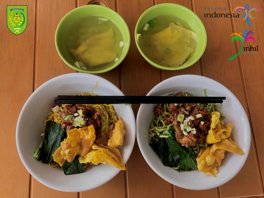 Rekomendasi Mie Pangsit Populer di Tembilahan, Mie Pangsit Tika