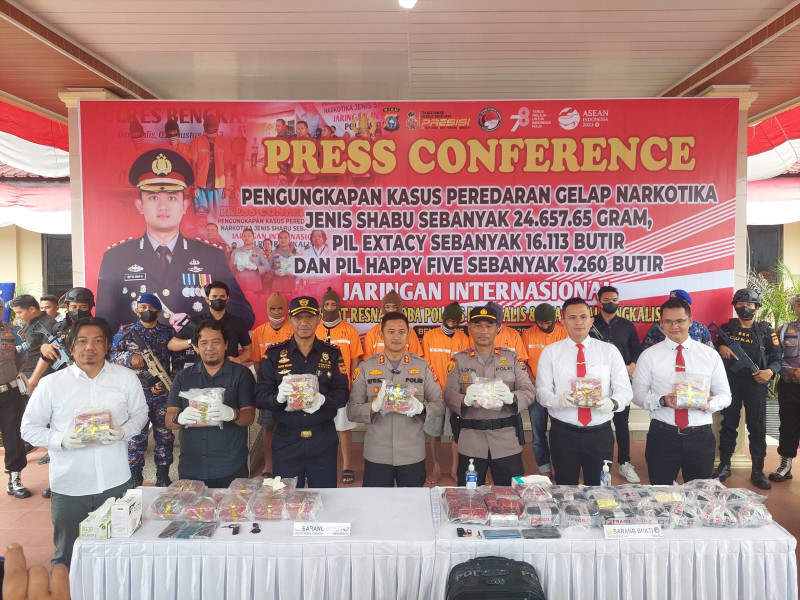 Bersama Bea Cukai,Polres Bengkalis Gagalkan Peredaran Narkoba Jaringan Internasional 15 Kg Sabu Berhasil Diamankan