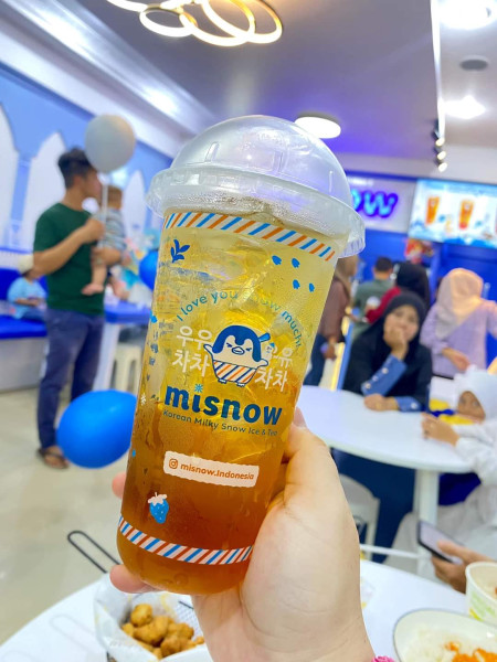 Kuliner Terbaru di Tembilahan: @misnow.tembilahaan, Tempat Nyaman dan Segar!