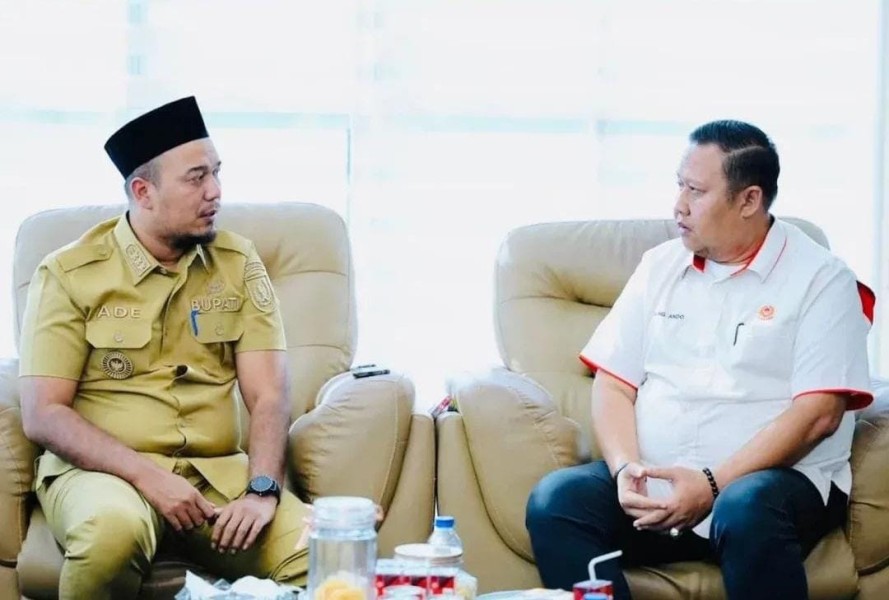 Bupati Ade Terima Silaturahmi Ketua Koni Inhu