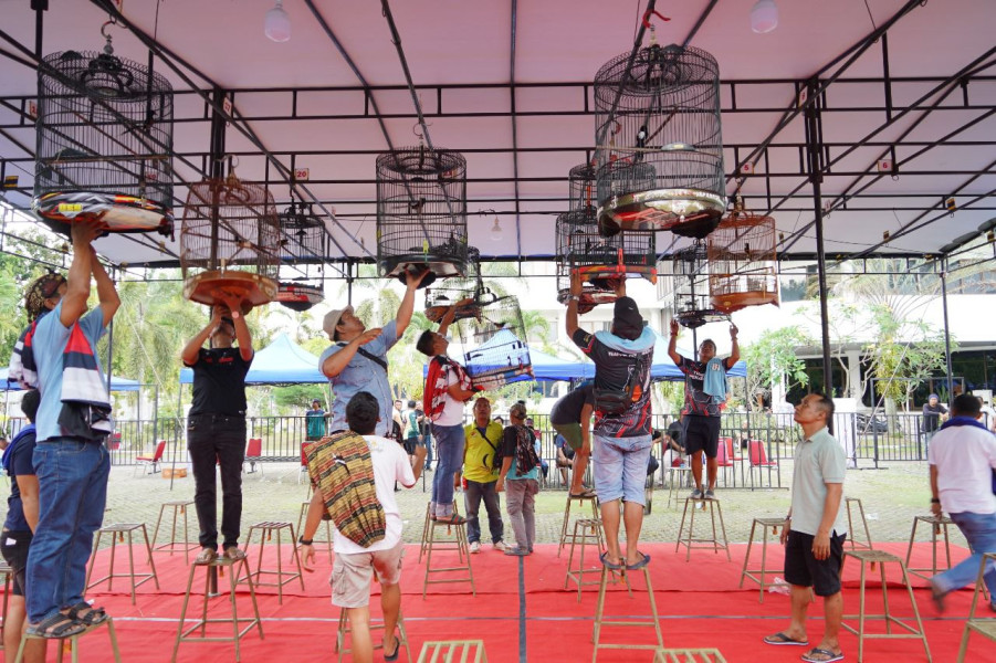 Pameran Lomba Burung Berkicau Dirlantas Cup II Sukses:  Ajak Masyarakat Sukseskan Pilkada Riau 2024