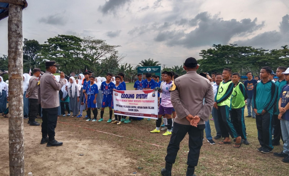 OSIS Cup Jadi Ajang Sosialisasi Pilkada Polsek Rengat Barat Ke Milenial