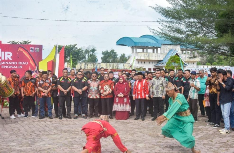 Dinahkodai Alga Viqky Azmi, Bupati Bengkalis Harapkan IPMR Sinergi Bersama Bangun Negeri