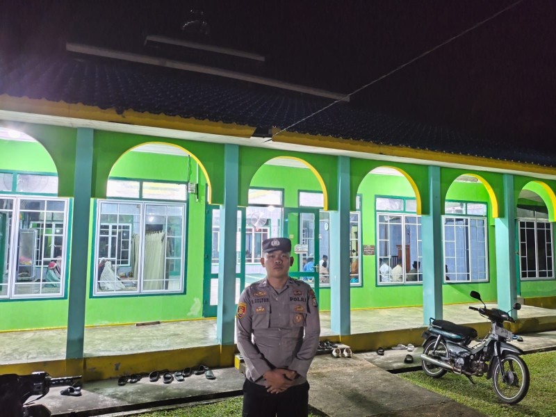 Polres Lingga Amankan Ibadah Sholat Tarawih Selama Bulan Ramadhan.