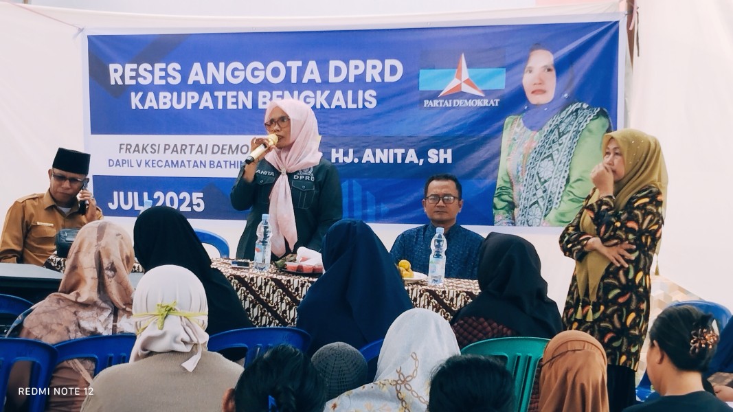 Anggota DPRD Fraksi Demokrat, Hj. Anita, SH Komitmen Kawal Aspirasi Warga Di 2 Desa.