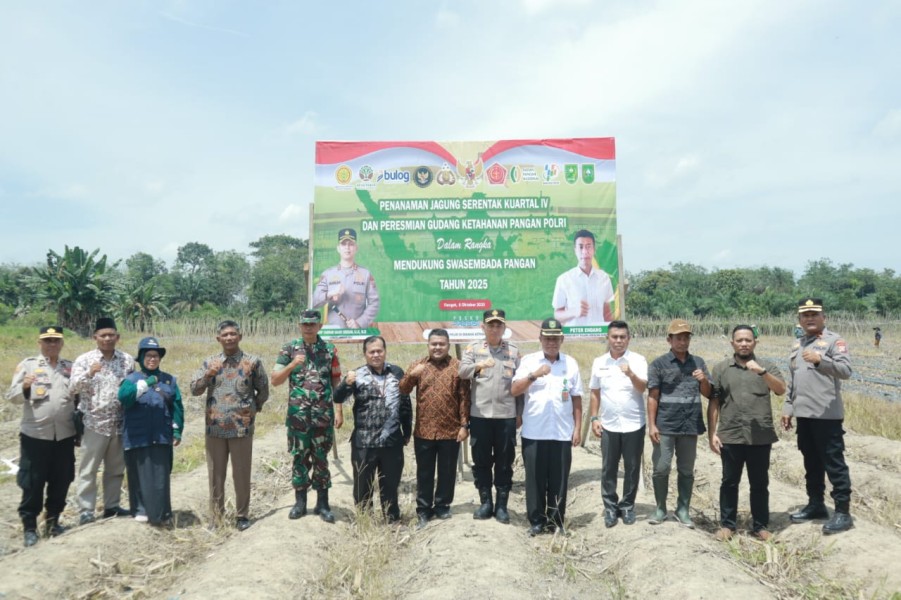 Penanaman Jagung Pipil Serentak Kuartal IV Bersama Presiden, Polres Inhu Tanam di 13 Titik