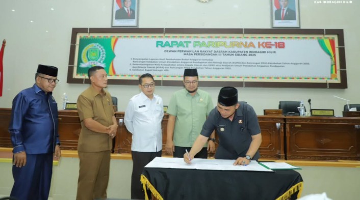 DPRD Inhil Gelar Paripurna Kesepakatan KUPA-PPAS Perubahan 2025, Ketua DPRD Iwan Taruna Pimpin Langsung Jalannya Agenda Strategis