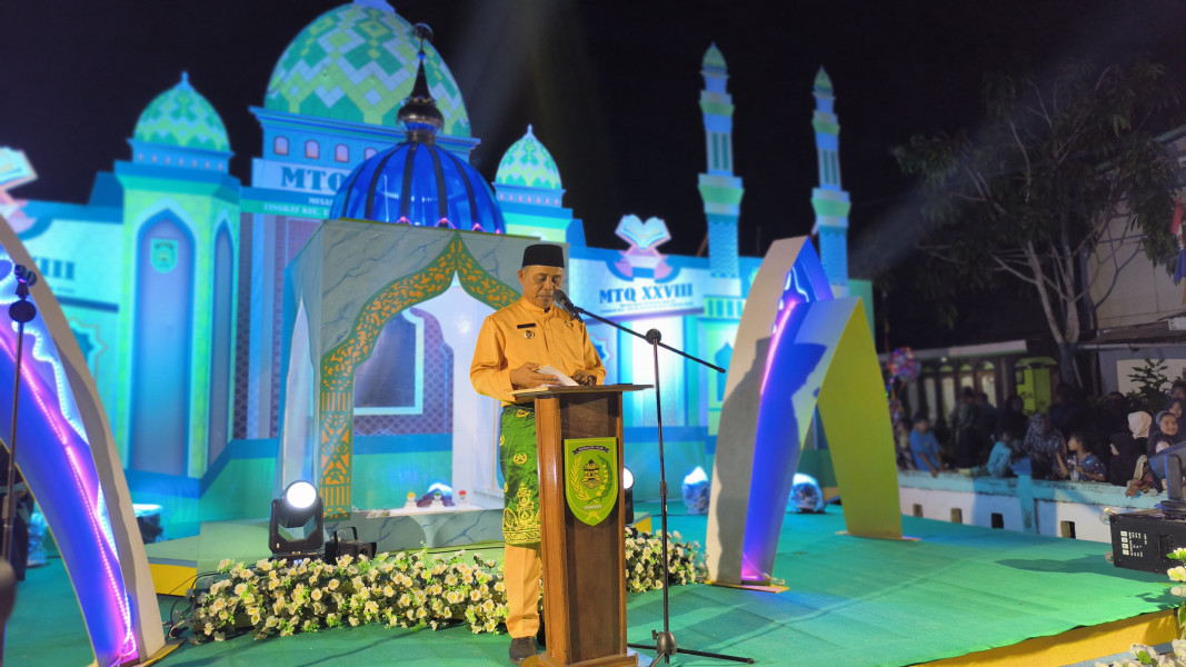 Buka MTQ Tanah Merah, Pj Bupati Inhil Harap Masyarakat Jadikan Al-Quran Sebagai Pedoman Hidup