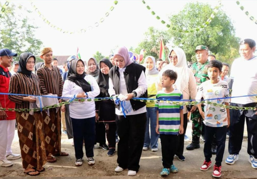 Bupati Rezita Launching Berbagai Layanan Masyarakat di Car Free Day