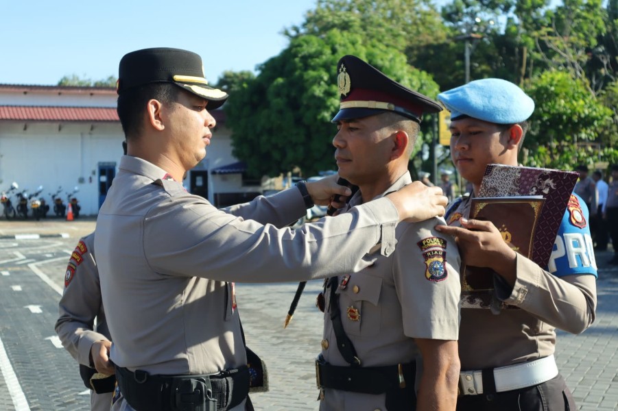Kapolres Inhu Pimpin Sertijab Kapolsek Kuala Cenaku