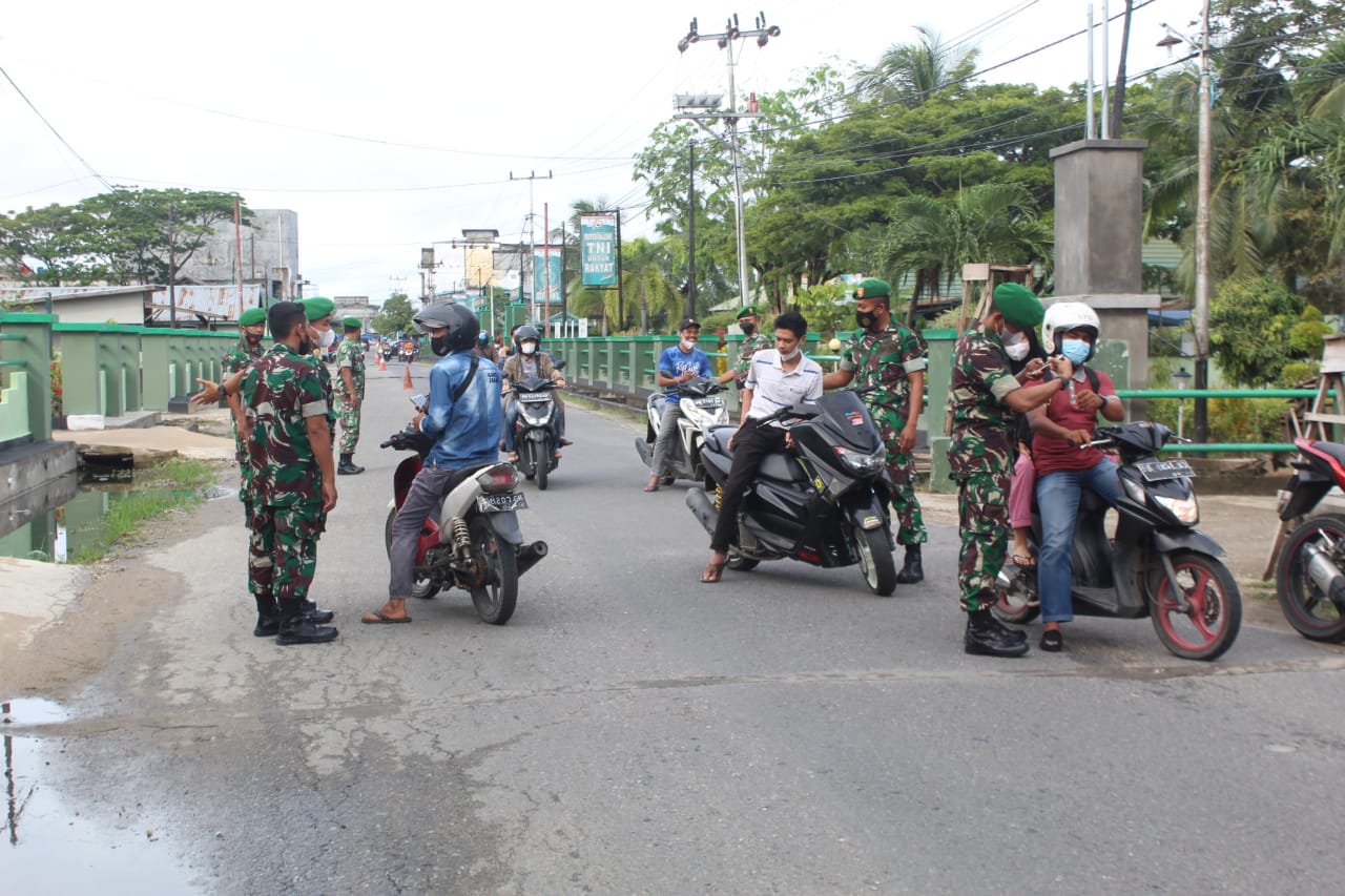 Personil Kodim 0314/Inhil Terus Laksanakan Sosialisasi Vaksinasi Kepada Masyarakat