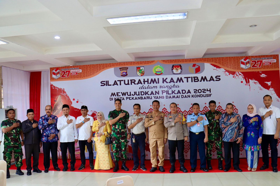 Polresta Pekanbaru Silaturahmi Bersama Bacalon Walikota Pekanbaru Untuk Mewujudkan Pilkada Damai