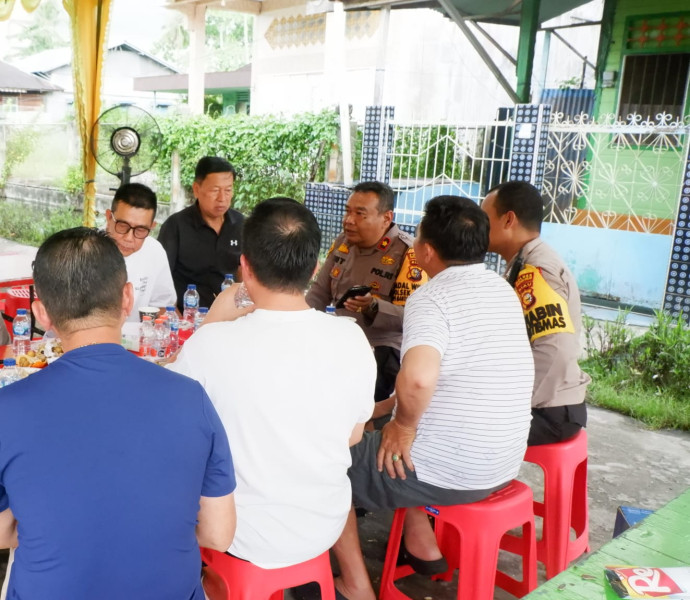 Kapolsek Bangko dan Bhabinkamtibmas Bagan Barat Sambang Warga Tionghoa Bagan Siapi-api