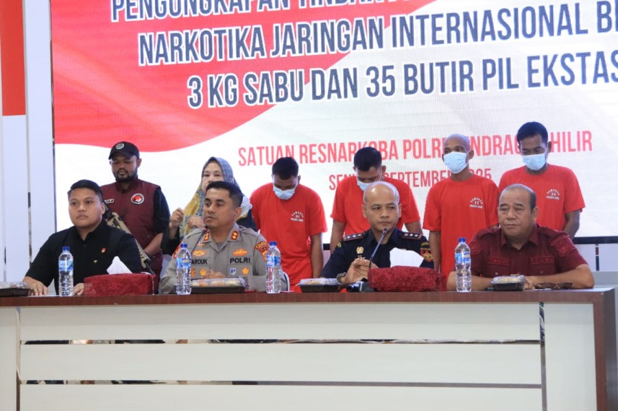 Polres Inhil Ungkap Jaringan Narkotika Internasional, Amankan Shabu Hampir 3 Kg dan Puluhan Ekstasi