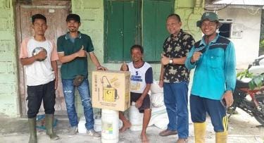 Wujudkan Ketahanan Pangan, PT TPP Astra Agro Serahkan Alat Pertanian di Desa Serumpun Jaya