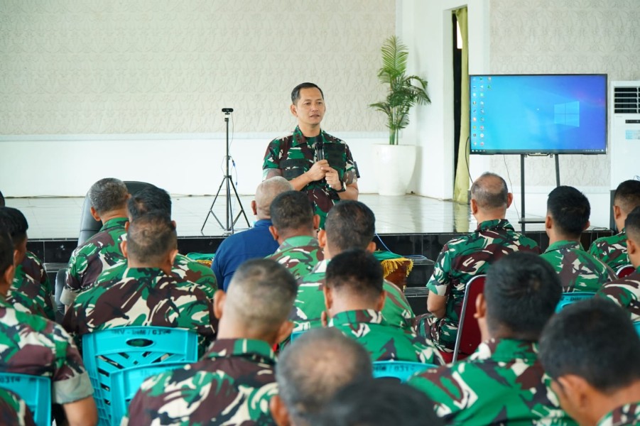 Jam Komandan, Dandim 0314/Inhil Tekankan Disiplin dan Hindari Pelanggaran