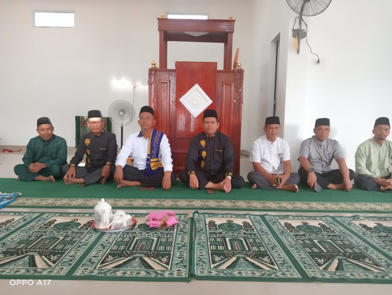 PGRI Kecamatan Selayar Peringati Isra Mi’raj 1447 H di Masjid At-Taqwa Penuba.